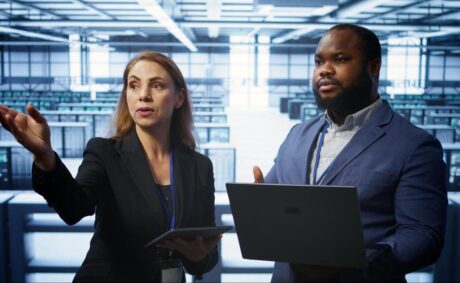 Outsourcing ou squads sob demanda: como escolher o modelo certo para seu projeto
